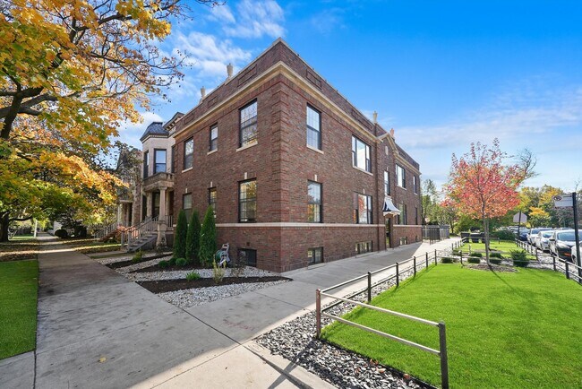Foto del edificio - 4153 N Hermitage Ave