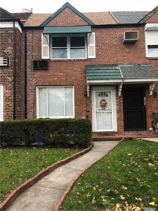 Foto principal - 75-79-79 Utopia Pkwy