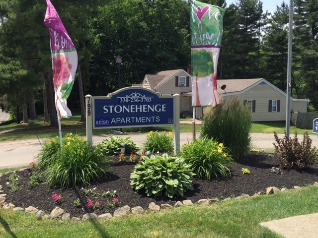 Primary Photo - Stonehenge
