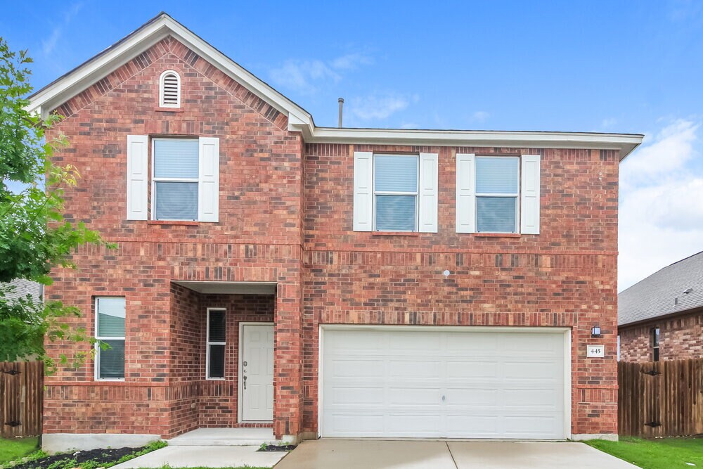 Primary Photo - 445 Sheepshank Dr