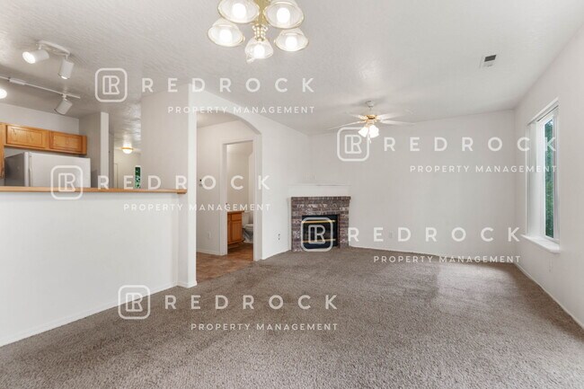 Foto del edificio - 4838 N Orchid Ln