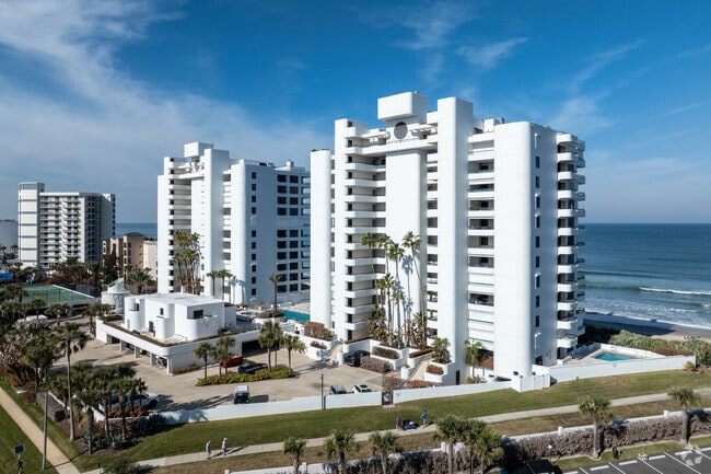 Shorehom by the Sea South