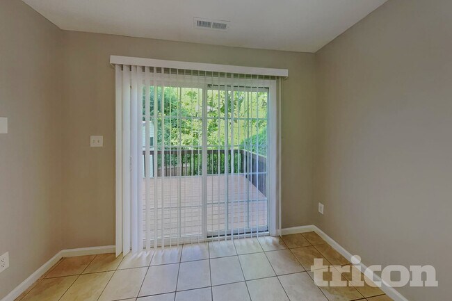 Building Photo - 4812 Silverdene St