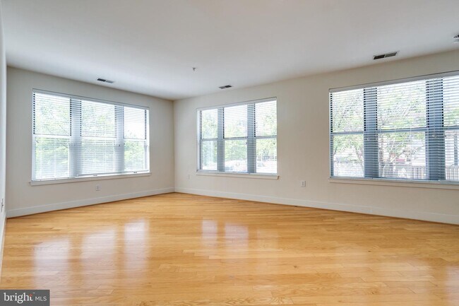 Building Photo - 1800 Wilson Blvd