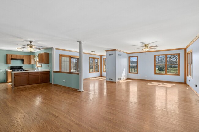 Foto del edificio - 5573 Barnwood Dr