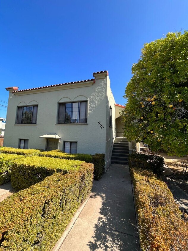 950 Fremont St Unit Fremont 950 S, Menlo Park, CA 94025 Room for