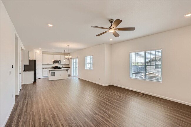 Foto del edificio - Unbeatable Luxury and Amenities: Your Drea...