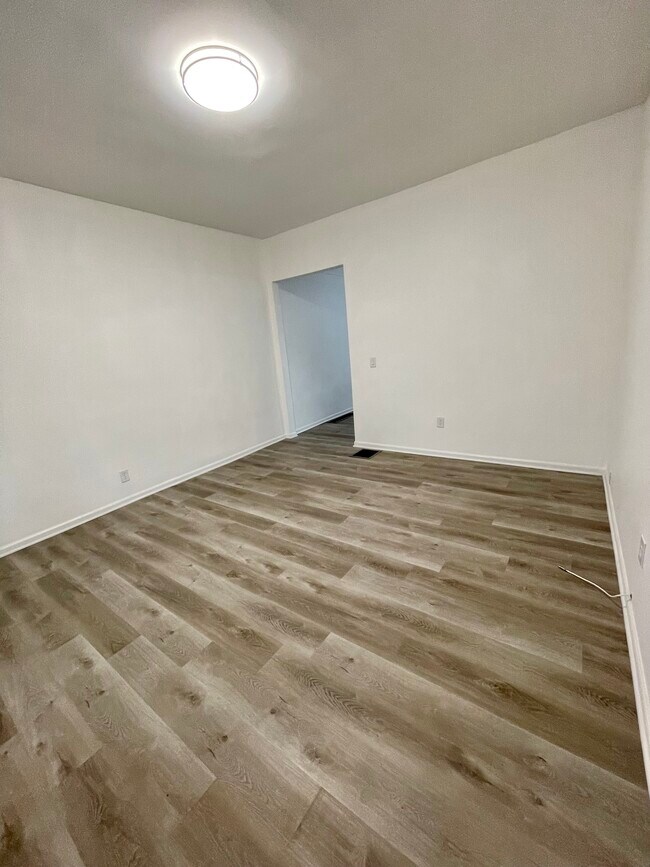 Living Room - 2510 Guilford Ave