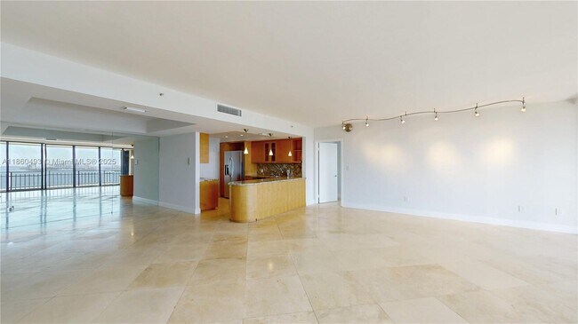 Building Photo - 11113 Biscayne Blvd