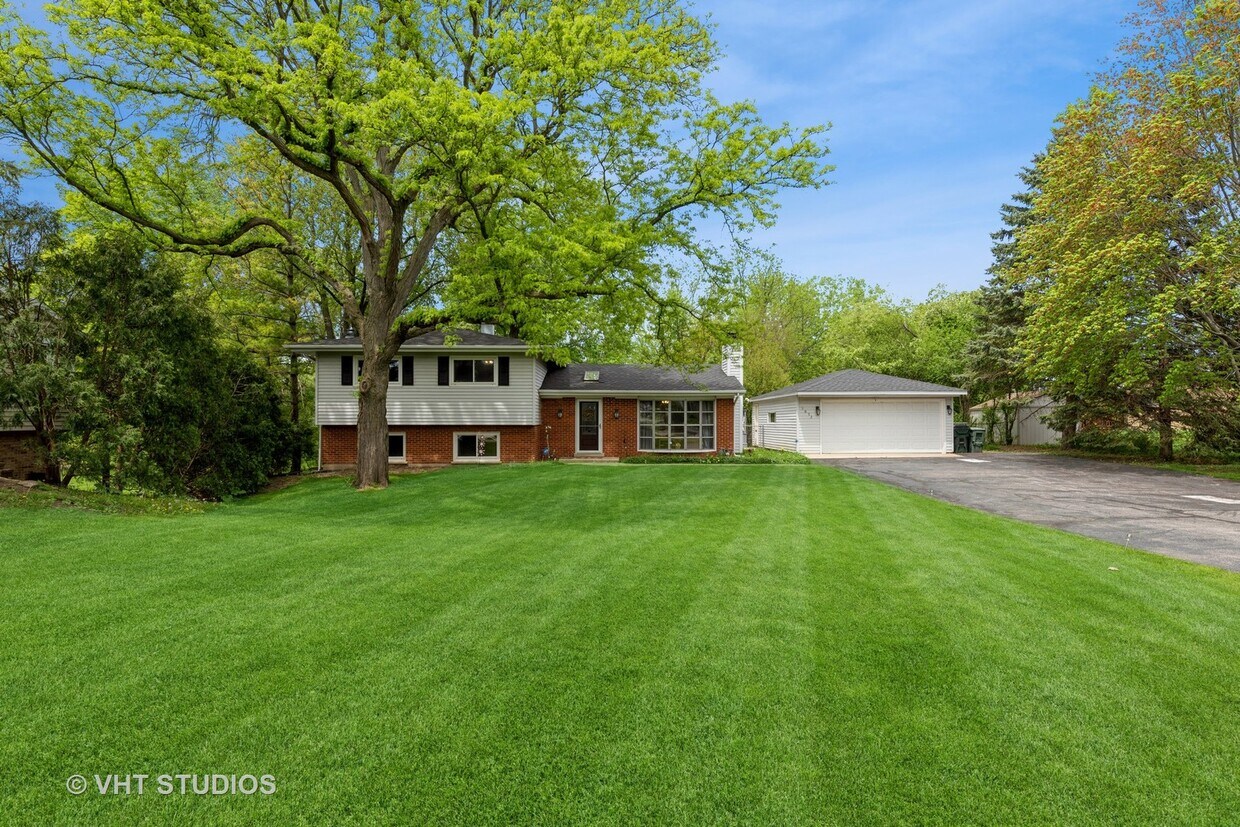 Foto principal - 1073 W Elm St