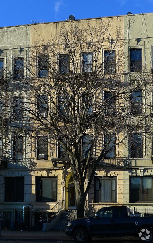 Foto del edificio - 528 Flatbush Ave