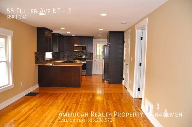 Foto del edificio - 55 Fuller Ave NE