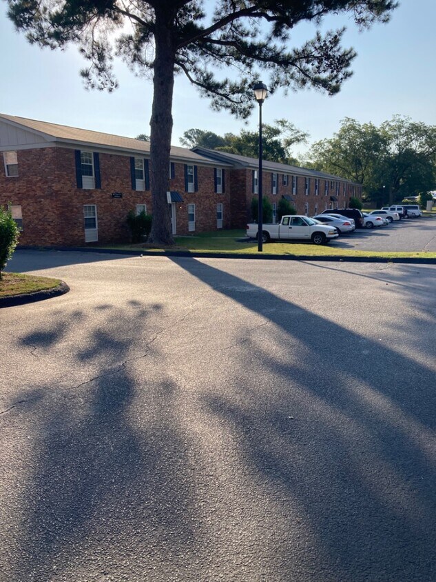 Foto del edificio - 4017 Napier Ave