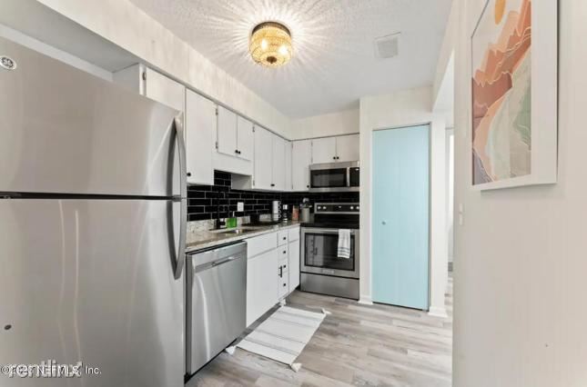 Foto del edificio - 3 br, 2 bath House - 10711 Alden Rd