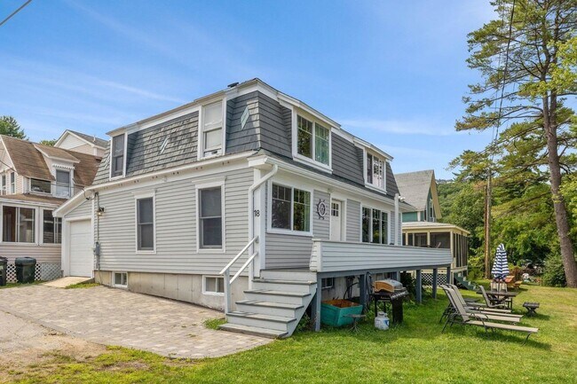 Building Photo - Your Dream Winter Retreat Awaits!
