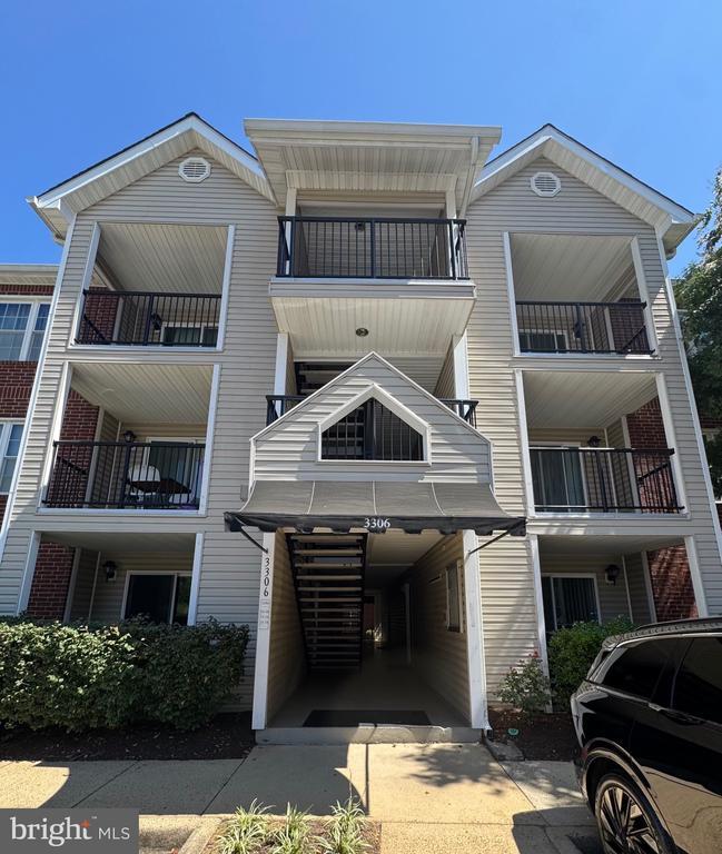 Building Photo - 3306 Wyndham Cir