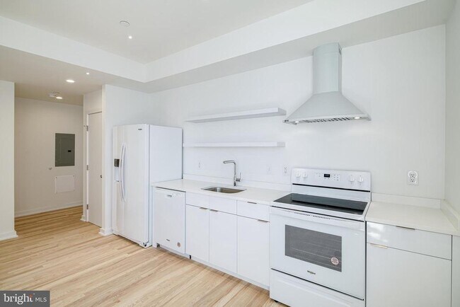 Foto del edificio - 1842 E Harold St