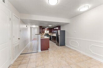 Building Photo - 12633 Memorial Dr
