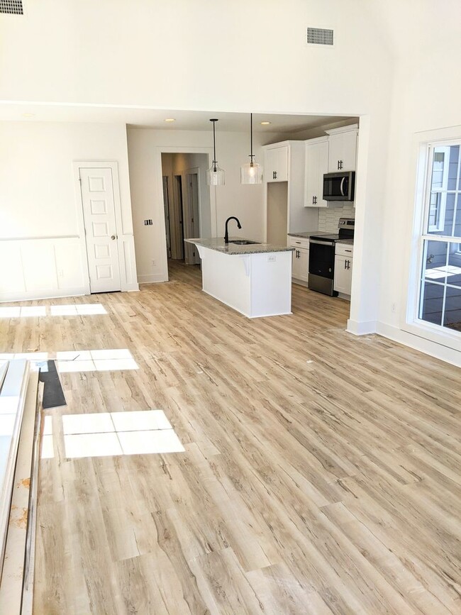 Foto del edificio - 2 Bedroom Cottage in Fox Run Village!