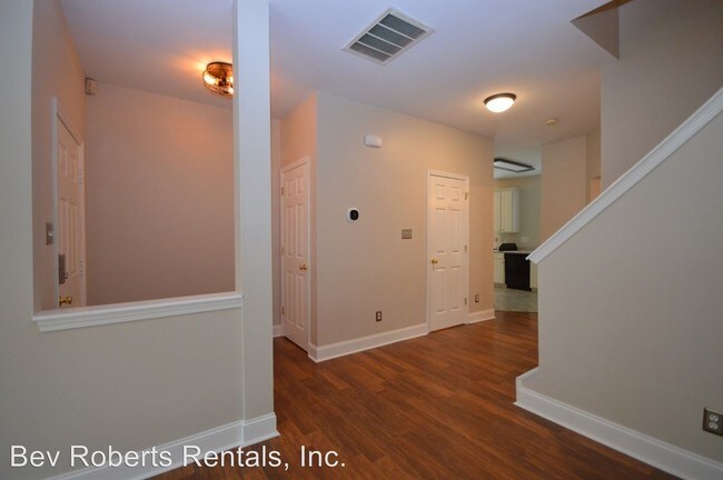 Building Photo - 3 br, 2.5 bath House - 5315 Eolian Court