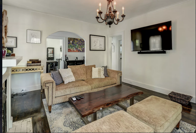Foto del edificio - 479 Sterling St NE