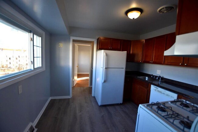 Foto del edificio - Refreshed 3BR/3BA home in Hyattsville