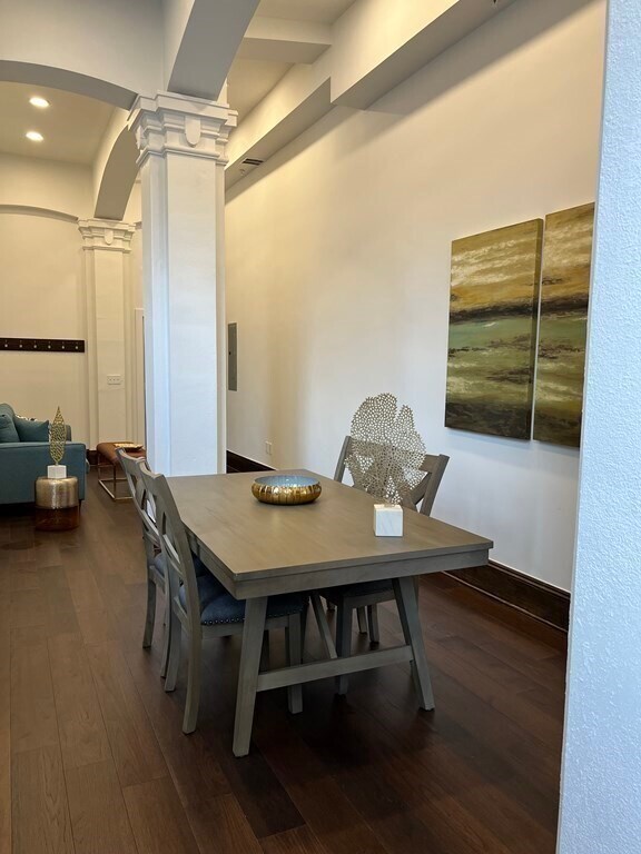 Foto del edificio - 106 Washington St