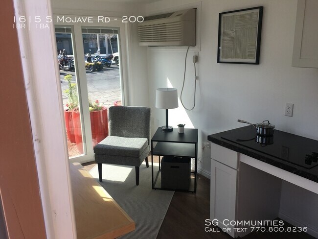 Foto del edificio - Shipping Container Home - Brand New!