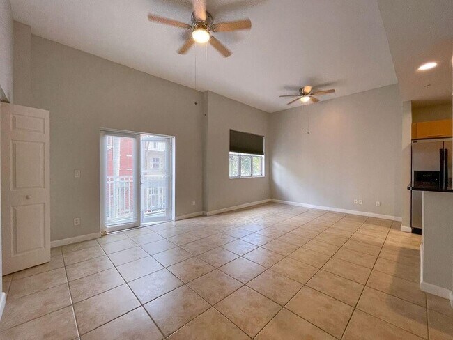 Building Photo - 2377 Vintage Dr