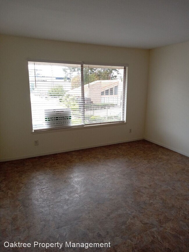 Building Photo - 2 br, 2 bath House - 2458 Bolker Drive