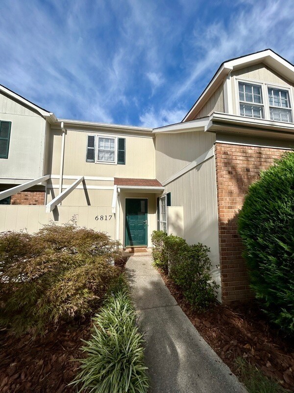 Building Photo - 6817 El Greco Ct