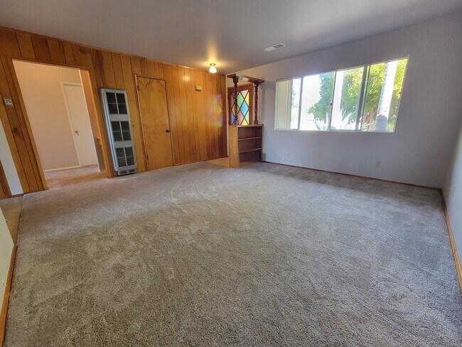 Foto del edificio - 330 Sky Vista Way