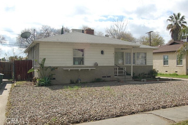 Foto del edificio - 817 W 25th St