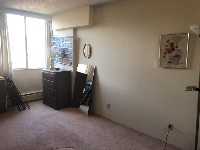 Photo du bâtiment - 2016 Fullerton Av