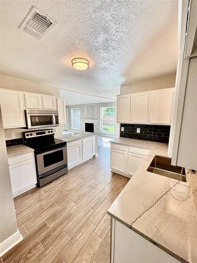 Building Photo - 5719 Verracio Ct