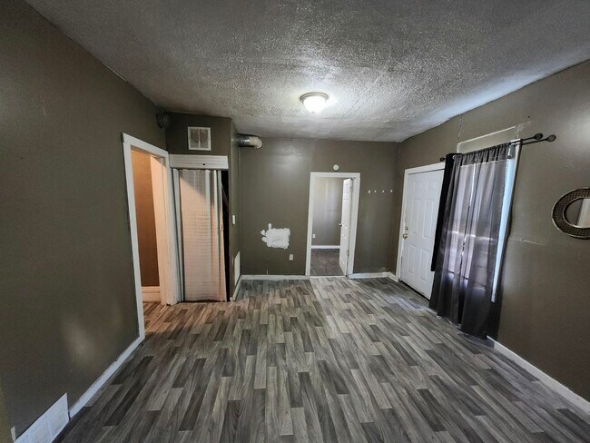 Foto del edificio - 2033 W 98th St