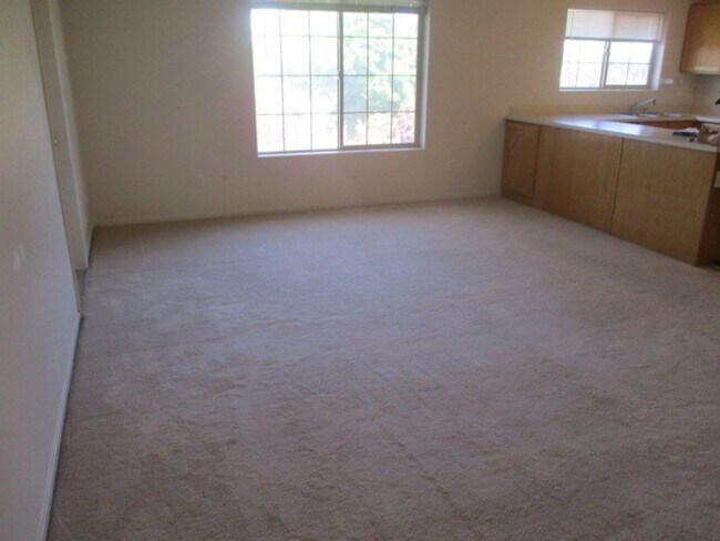 Foto del edificio - Cute 2 bedroom, 2 bath apartment