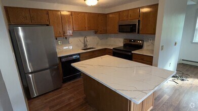 Building Photo - 4 Bayberry Dr