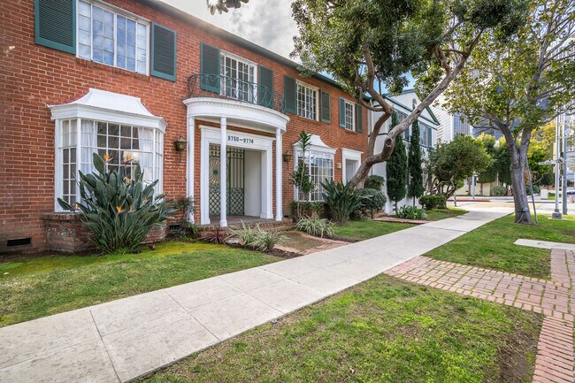 Foto del edificio - 9754 W Olympic Blvd