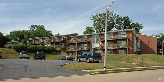 Building Photo - Hazelcrest Apartments