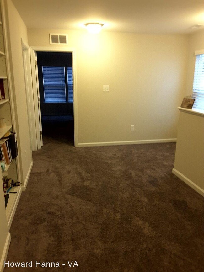 Foto del edificio - 3 br, 2.5 bath House - 6532 Revere Street