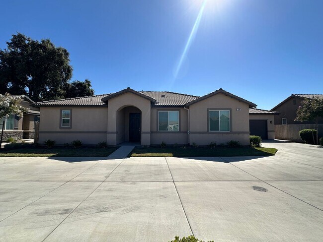 Foto del edificio - Charming home located in gated community A...