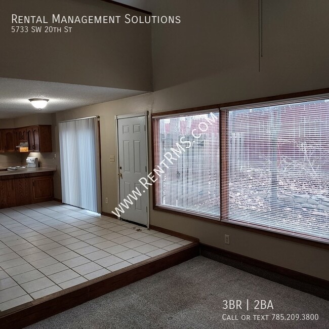 Foto del edificio - 5733 SW 20th St