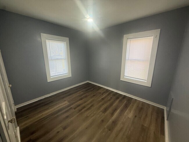 Foto del edificio - 307 S Locust St