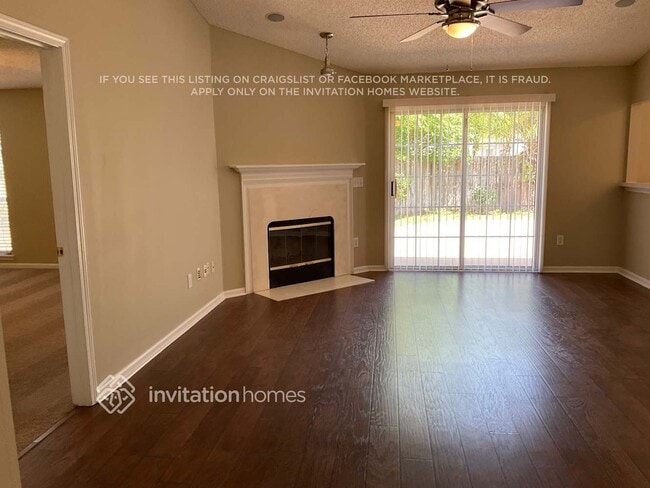 Building Photo - 13757 Sea Mist Dr