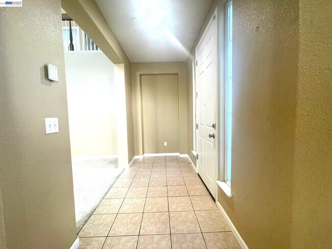 Foto del edificio - 1669 Marina Way