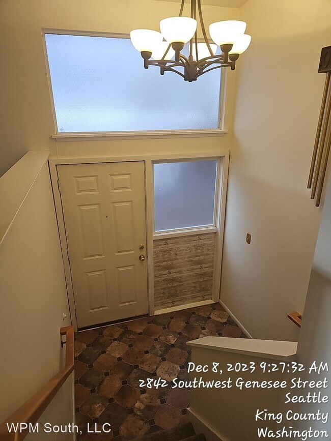 Building Photo - 4 br, 2 bath House - 2842 SW Genesee St