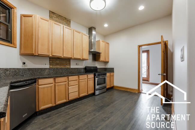 Foto del edificio - 2857 W Shakespeare Ave