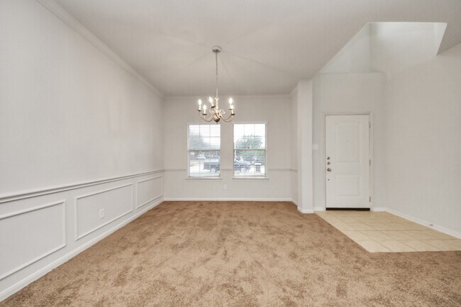 Foto del edificio - 6702 Albion Cresent Dr