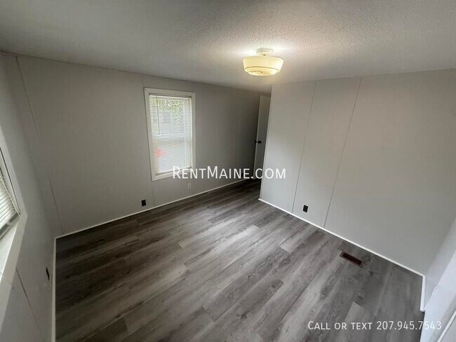 Foto del edificio - 799 Stillwater Ave
